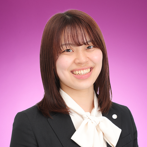 石倉 ひより