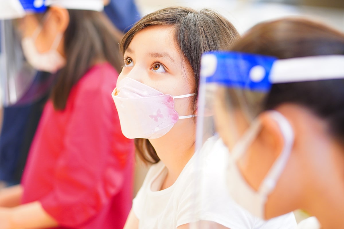 ワークショップレポート:くじ引きでバラバラの設定のもの（登場人物・季節・天気・場所）からダンスのシーンを作っていきます